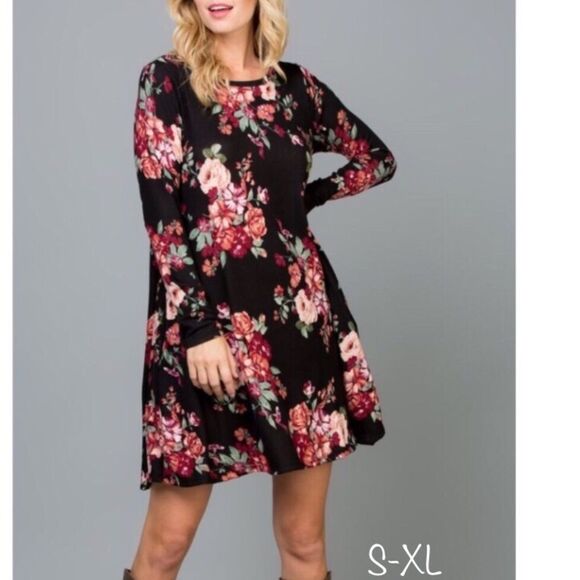 Black Long Sleeve Oversized Floral Patter A-Line Dress EMR Pocket Dress - Picture 3 of 9